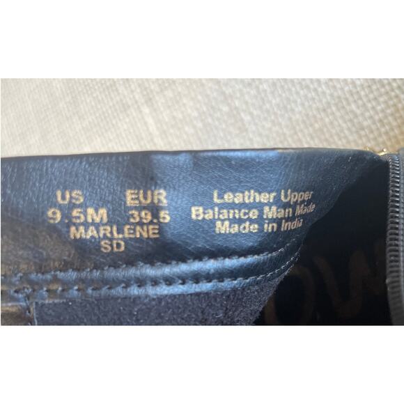 Sam Edelman "Marlene" Black Leather Buckle Round Toe Ankle Booties Size 9.5 M - Picture 3 of 10